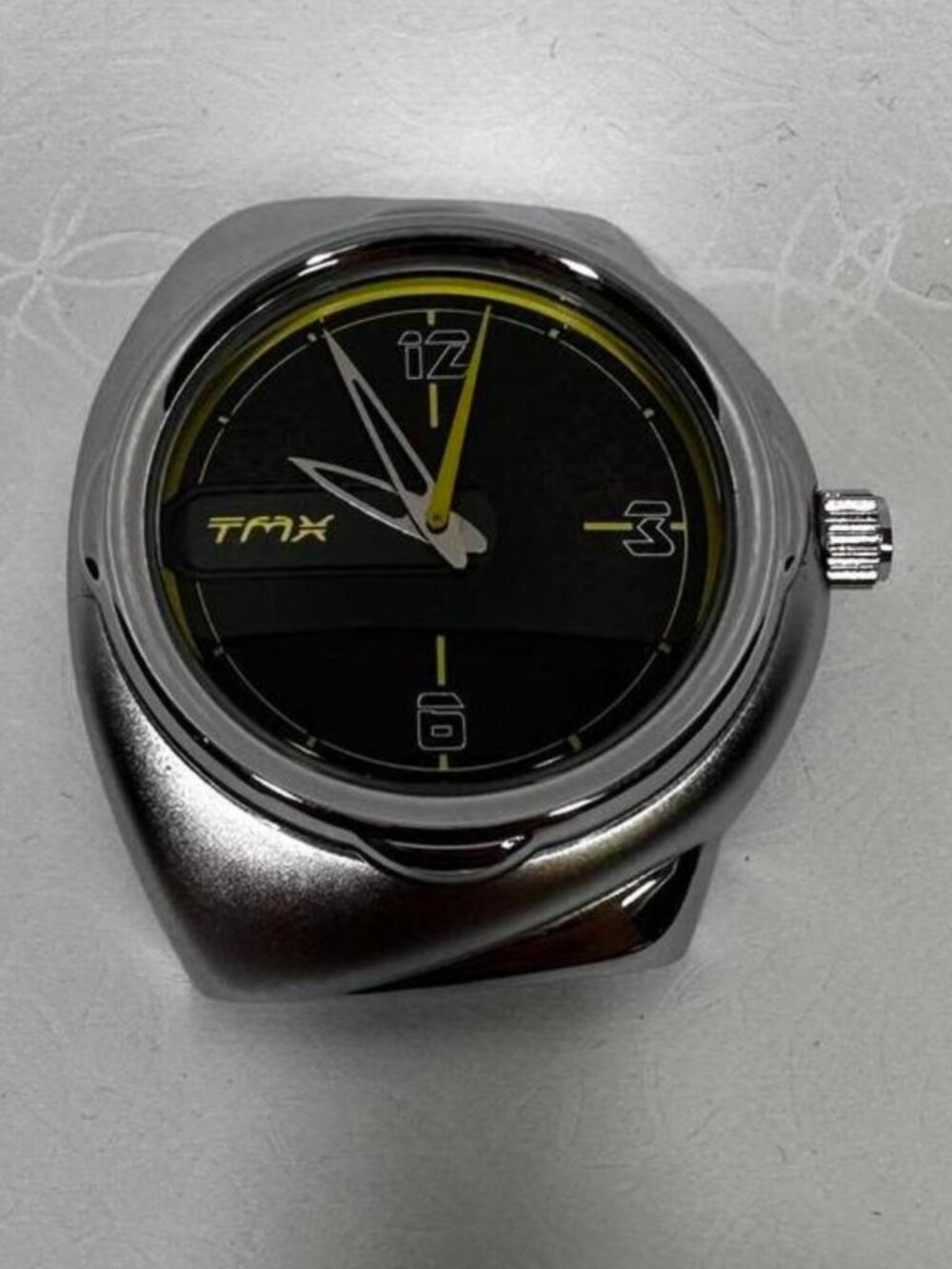 VINTAGE TIMEX TMX WATCH CARBON FIBER DIAL NEON YELLOW CYBER Y2K GORPCORE TECH HE